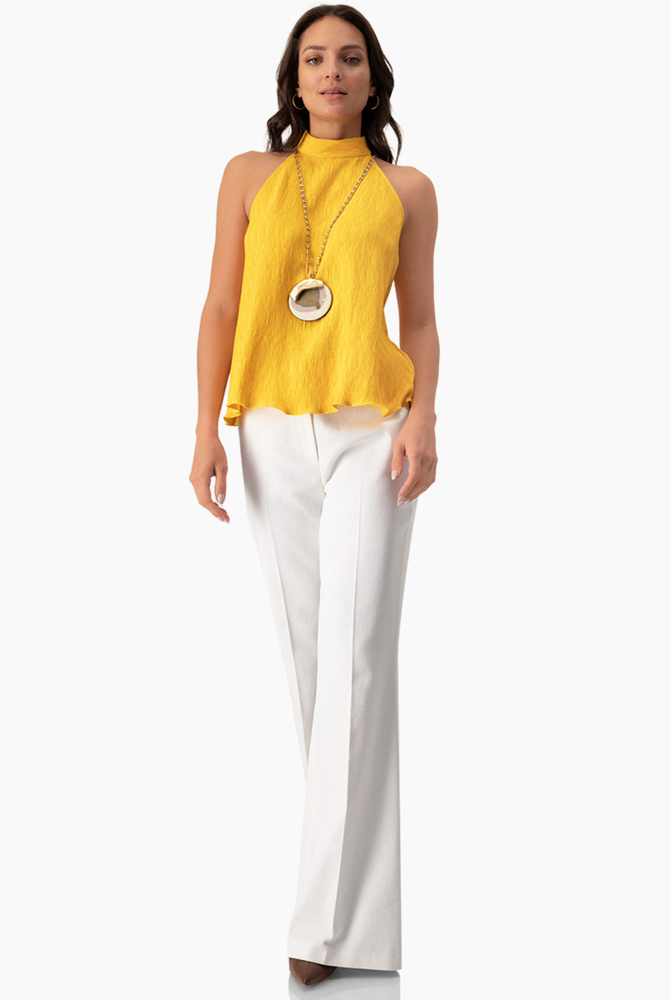 Blusa amarilla de cuello halter sin mangas